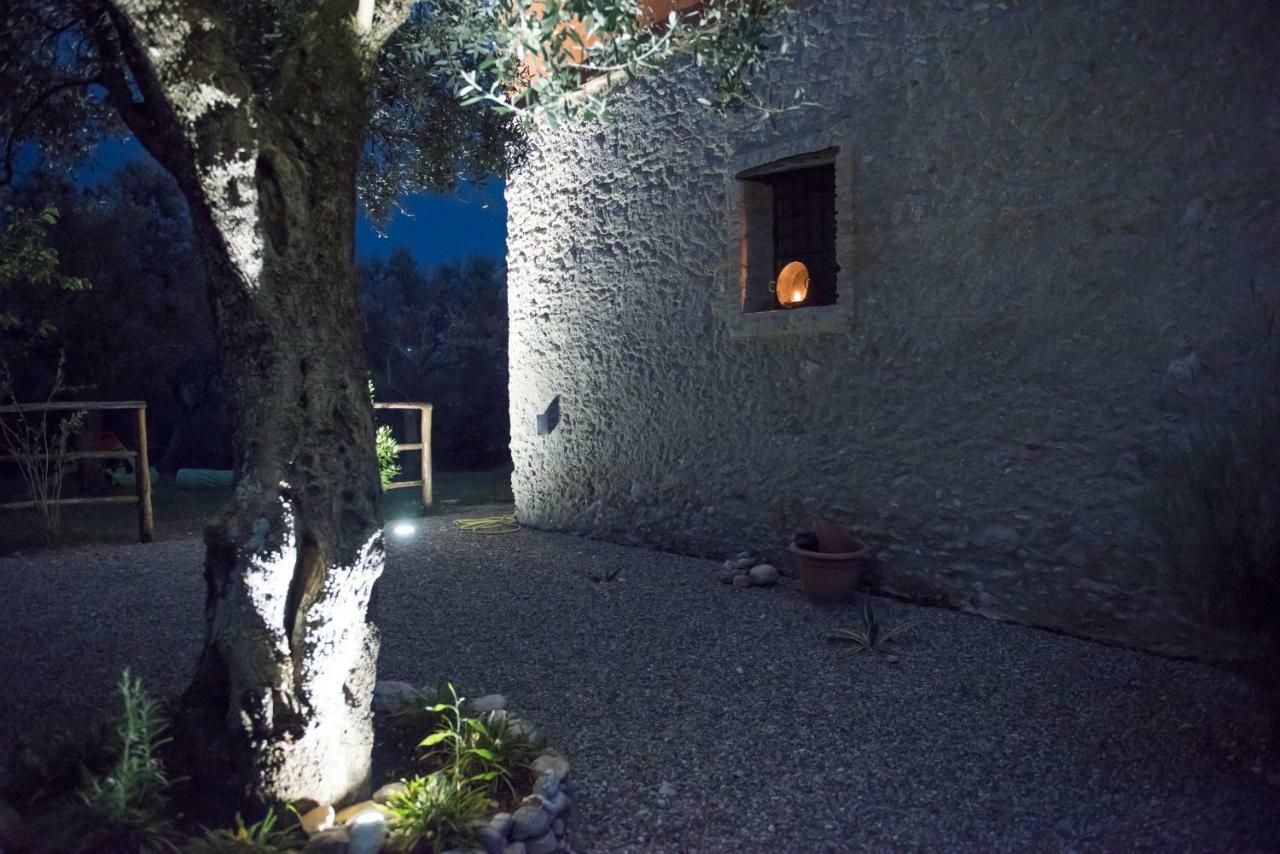 B&B Rifugio Tra Gli Ulivi Campagna Εξωτερικό φωτογραφία