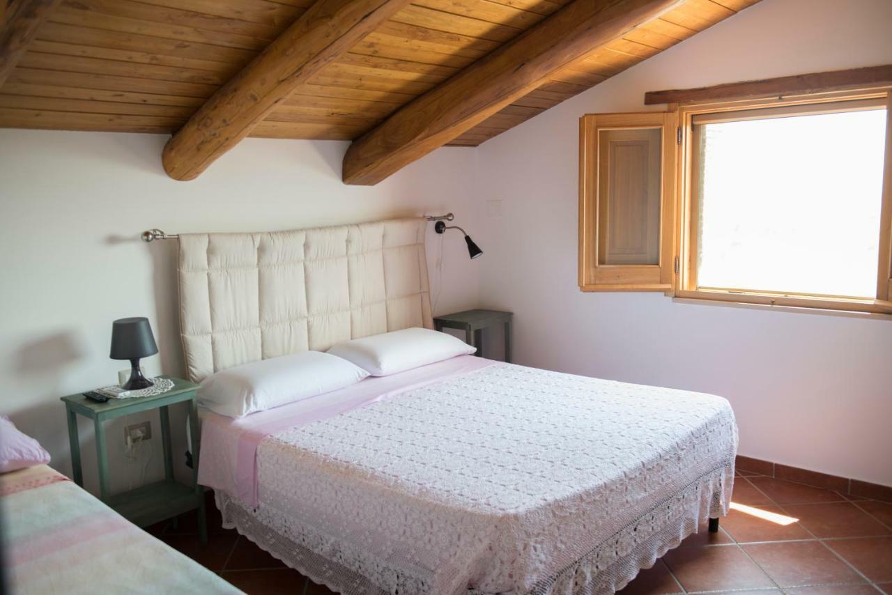 B&B Rifugio Tra Gli Ulivi Campagna Εξωτερικό φωτογραφία