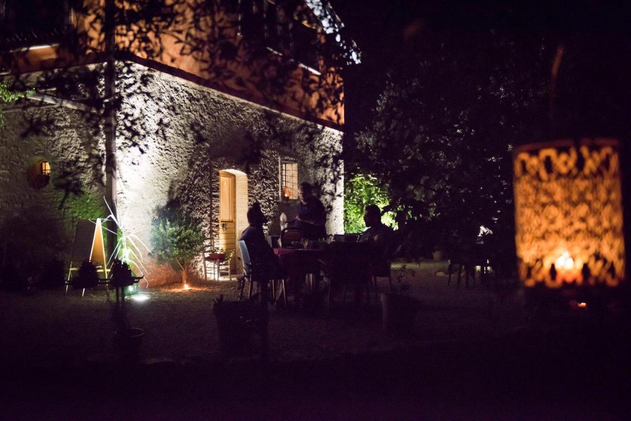 B&B Rifugio Tra Gli Ulivi Campagna Εξωτερικό φωτογραφία